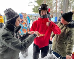 271852274 10151663491924995 6727057850077093549 N